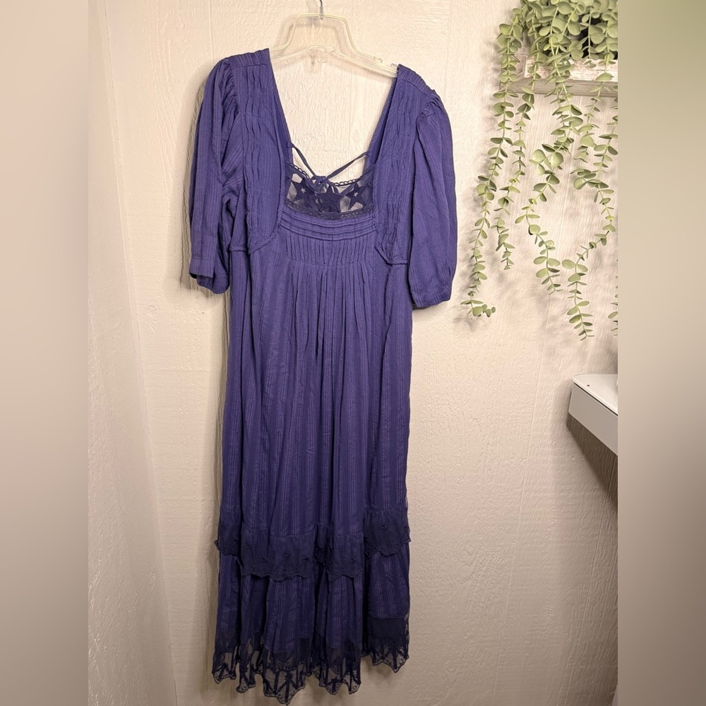 Calder Smocked Midi Dress NWOT skipper blue - Picture 5 of 8